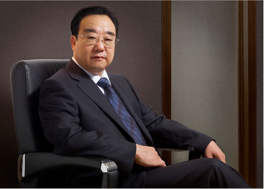 天津一竞技十八街麻花制作技艺的传承人李辉忠先生入选第五批国度级非遗传承人名单